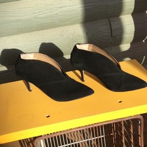 Adrienne vittadini 8.5 black Bootie heels
